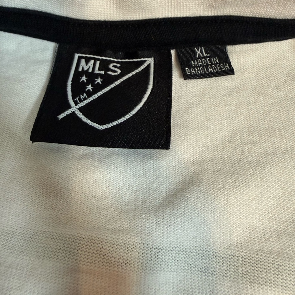 Mls Inter Miami Cf Embroidered Crest T-Shirt View 4